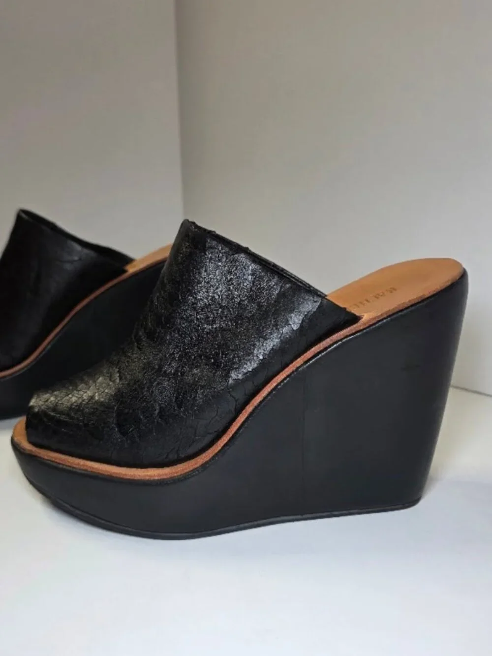 Rachel Comey Lea Moon Black Crackled Leather Platform Slides 6.5